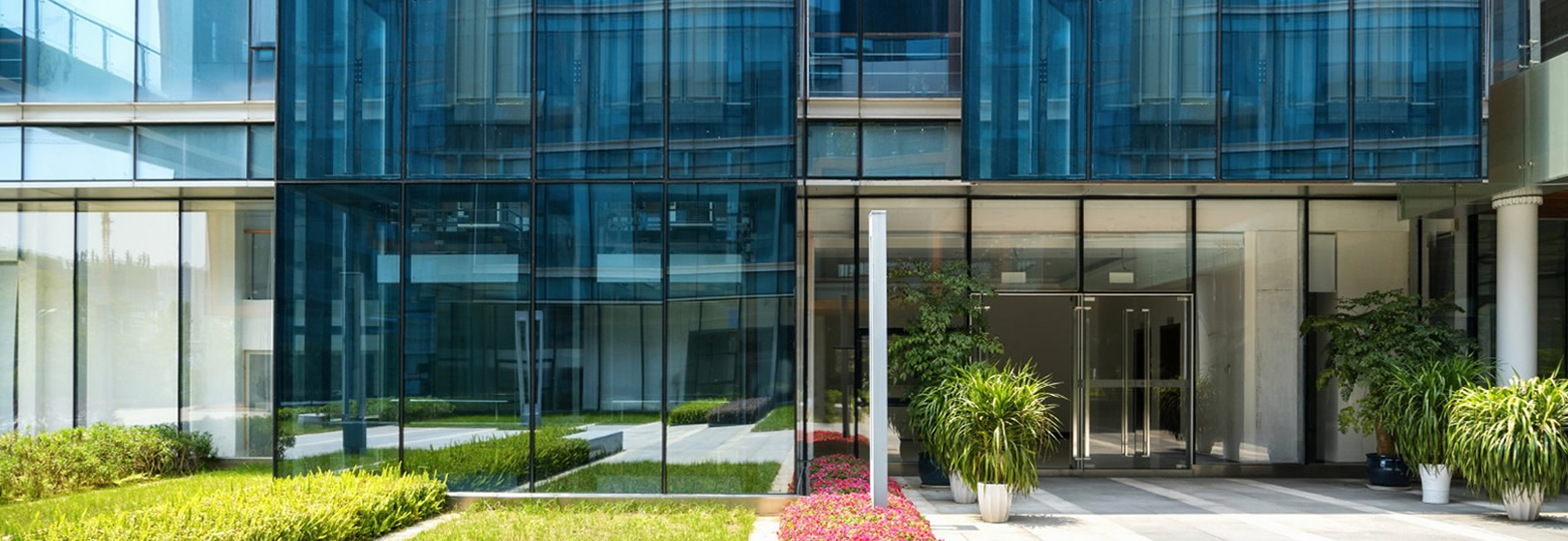 Commercial Window Cleaning Service Image